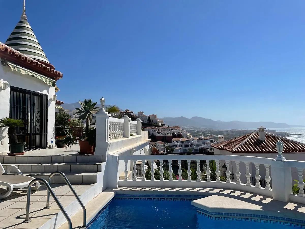 Villa Ladera Panorama - Private Heated Pool Nerja 0*,